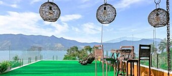 House with view to IlhaBela - Heated SPA pool - Beach Tennis court