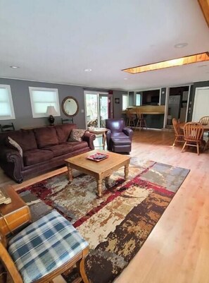 Fireplace, DVD player