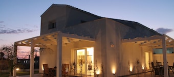 Villa Green - Zannafondo Villas with private garden and 100 mt from the beach