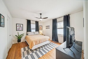 2 bedrooms, desk, iron/ironing board, travel cot