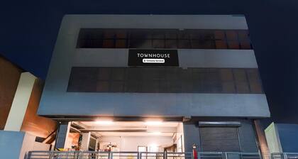 Elite Stays at Nanganallur Near Chennai Airport