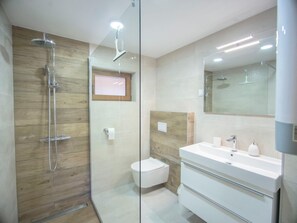 House | Bathroom