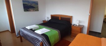 School Houses - "The School" - Meãs