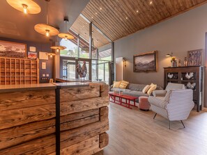 Apartment | Living room