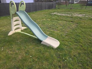 Children's area - House for 10 | Garden, Pool & Cinema | 20 min Europa-Park (Witternheim)