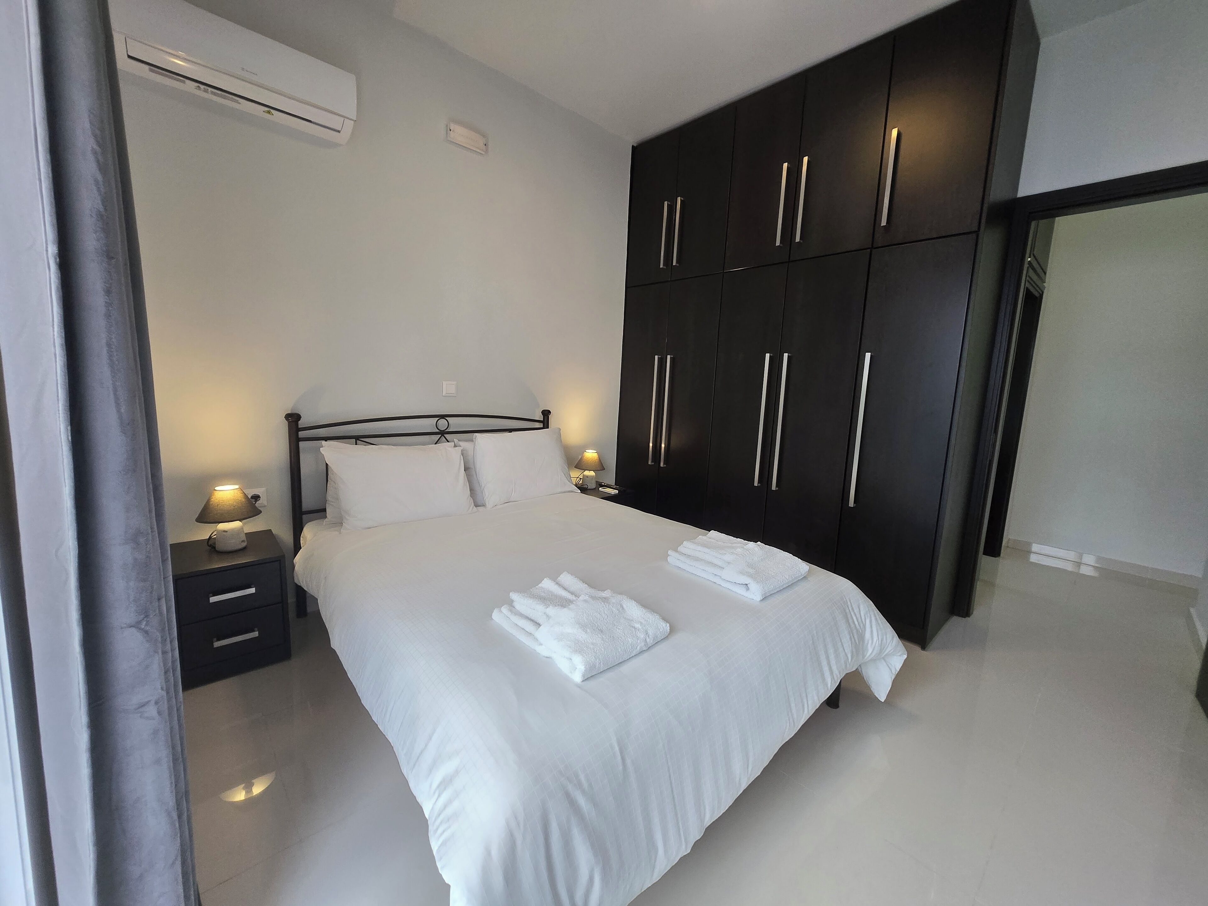 1 bedroom, iron/ironing board, travel cot, WiFi