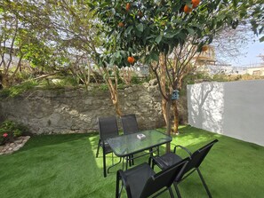 Outdoor dining - Konnet Apartment #2 (Rodos)