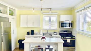 Microwave, oven, stovetop, paper towels