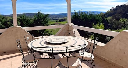 Charmante villa in der Provence – Pool, aussicht und absolute privatsphäre