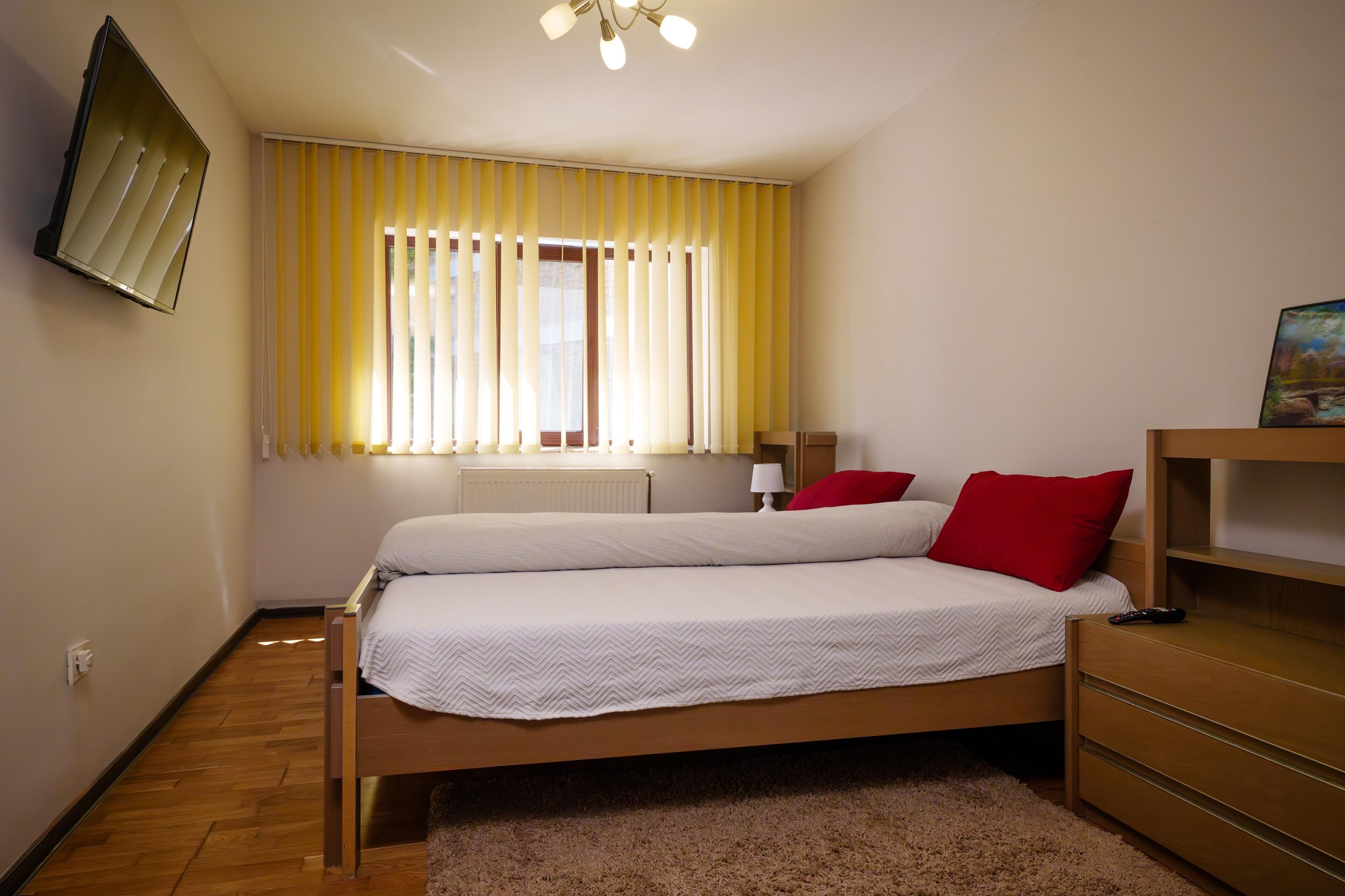 1 bedroom, iron/ironing board, WiFi, bed sheets