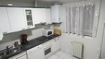 Microwave, stovetop