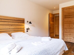 Apartment | 3 bedrooms, bed sheets - Apartment in Combloux Near Mont-blanc Views (Combloux)