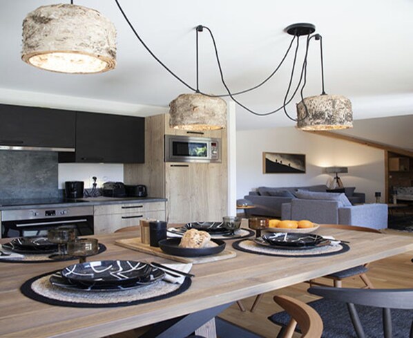 Huoneisto | Ruokailu