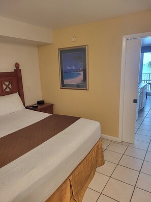 1 bedroom, WiFi, bed sheets