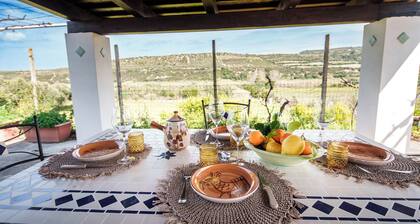 La Villa del Relax - Two Bedroom Villa, Sleeps 4