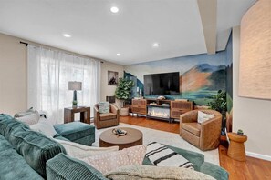 Smart-TV, Kamin, Videospiele, Computerbildschirme