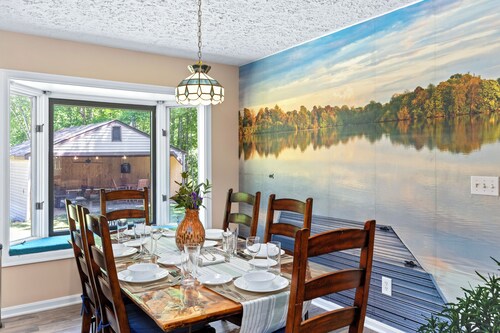 Quiet Lake Anna Rental-4min walk! King bed/Game Barn/fire pits/dock