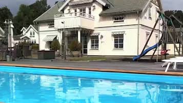 Utomhuspool