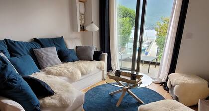 Waterfront cottage on the shores of Lac du Bourget