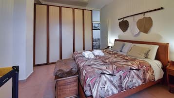 1 Schlafzimmer, Bügeleisen/Bügelbrett, Reisekinderbett, WLAN