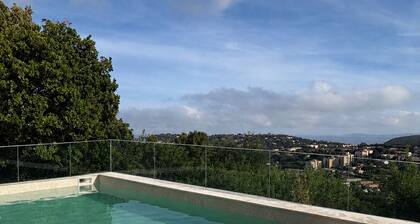 Villa pool sea view 8 min beach Cavalaire