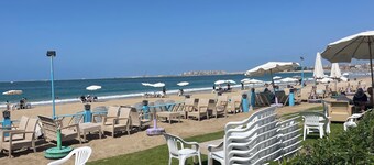 Luxury 3Bedroom Chalet - Maamourah Beach