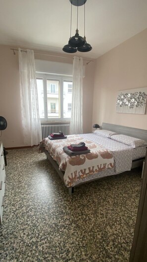 2 sovrum, strykjärn/strykbräda, wi-fi och sängkläder