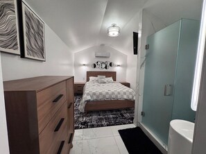 1 bedroom, iron/ironing board, WiFi