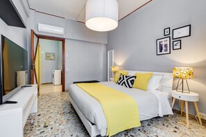 Desk, iron/ironing board, travel crib, WiFi