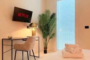 1 室のベッドルーム、WiFi、ベッドシーツ