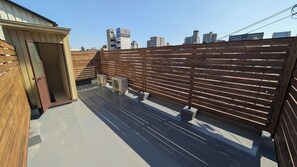 Property grounds - Tradition x Style 9ppl Rooftop Home near ShinOsaka (大阪市)