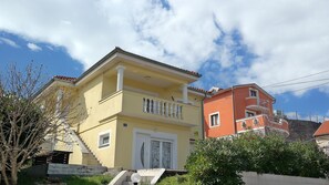 Apartment | Exterior