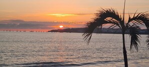 Beach - Beachfront Studio in Bucerías with Terrace – Direct Beach Access (Bucerías)