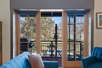 Mill Quarter - In the HEART of Bend!