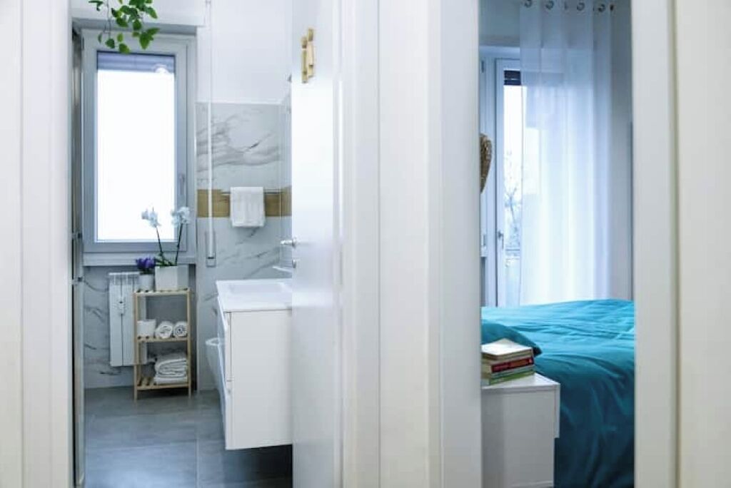 2 Schlafzimmer, Zimmersafe, Schreibtisch, Bügeleisen/Bügelbrett