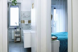 2 bedrooms, in-room safe, desk, iron/ironing board - "3 Steps From": Metro Marconi (Roma)