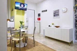 Dining - "3 Steps From": Metro Marconi (Roma)