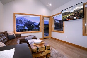 TV connectée, cheminée