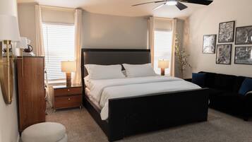 4 chambres, fer et planche à repasser, Wi-Fi, draps fournis