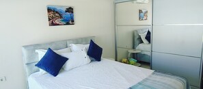 1 bedroom, desk, iron/ironing board, free WiFi