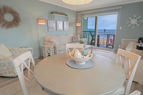 Téléviseur connecté, jeux vidéo, lecteur de DVD, livres