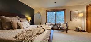 5 soveværelser, skrivebord, strygejern/strygebræt, weekendseng