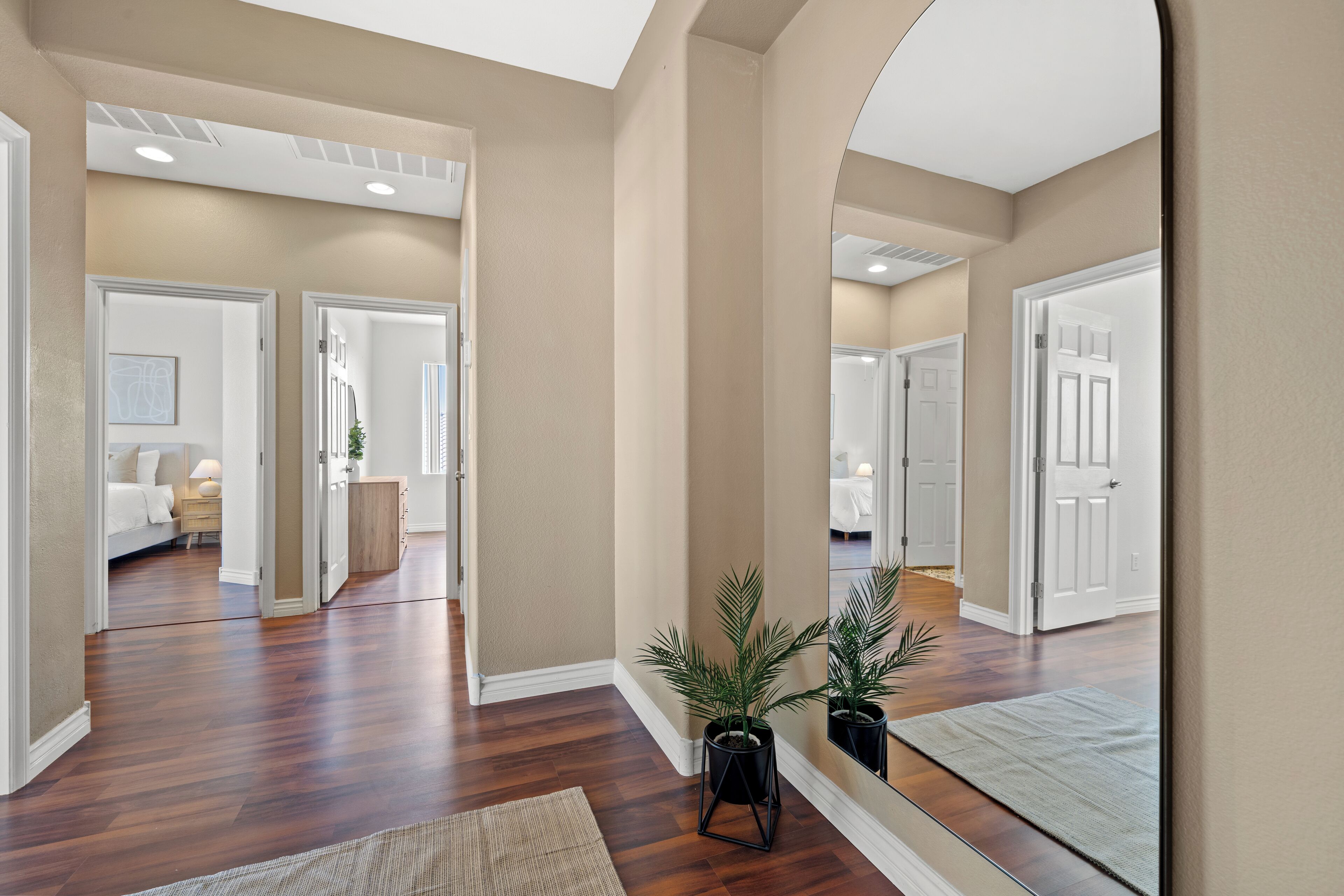 4 bedrooms, WiFi, bed sheets