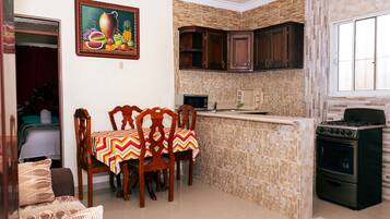 Appartement Premium, cuisine | Coffres-forts dans les chambres, décoration personnalisée
