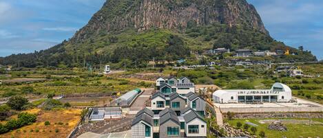 Fachada de la propiedad