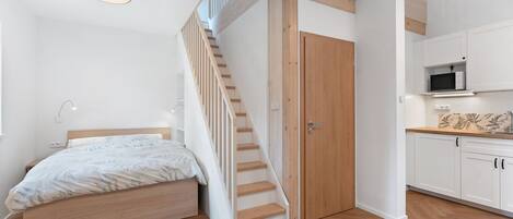 2 bedrooms, internet