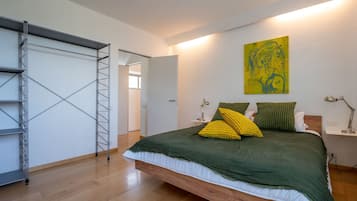 3 bedrooms, Internet