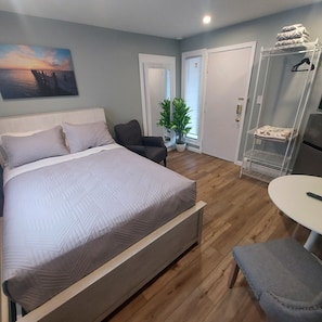 1 habitación, wifi gratis y ropa de cama