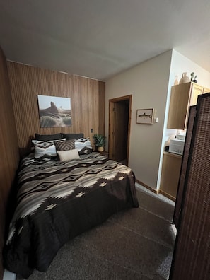 1 bedroom, WiFi, bed sheets