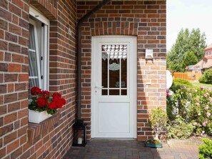 House | Exterior detail